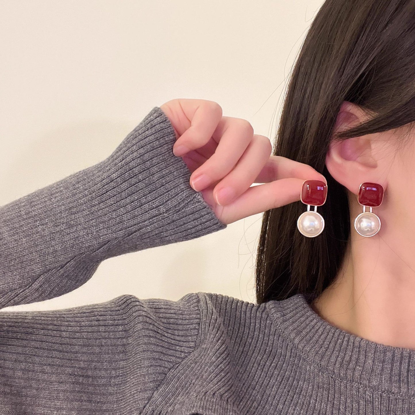 Square Wine Red Drop Oil Pearl Earrings